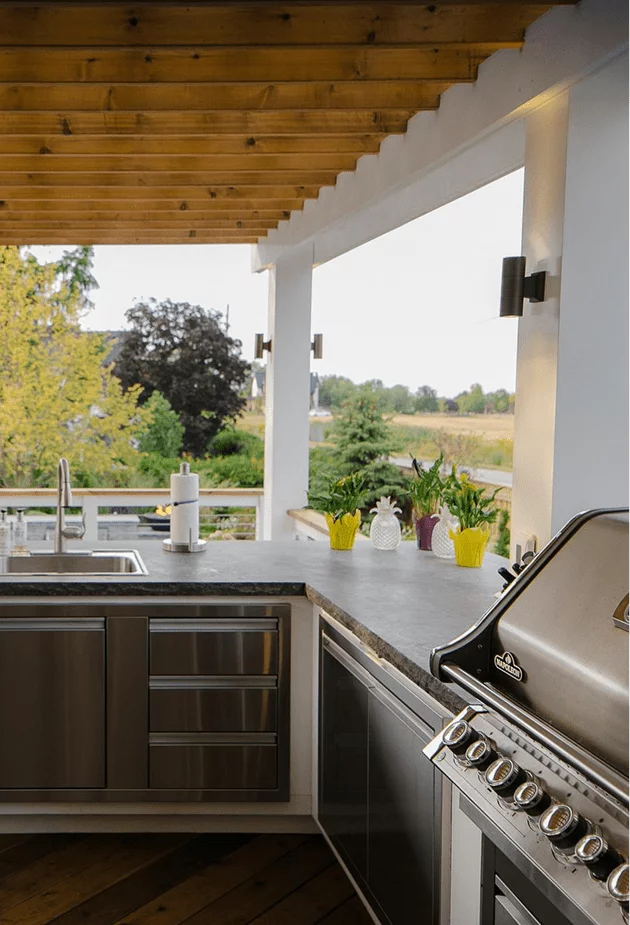 Transform Your Space with a Custom Outdoor Kitchen in Melbourne